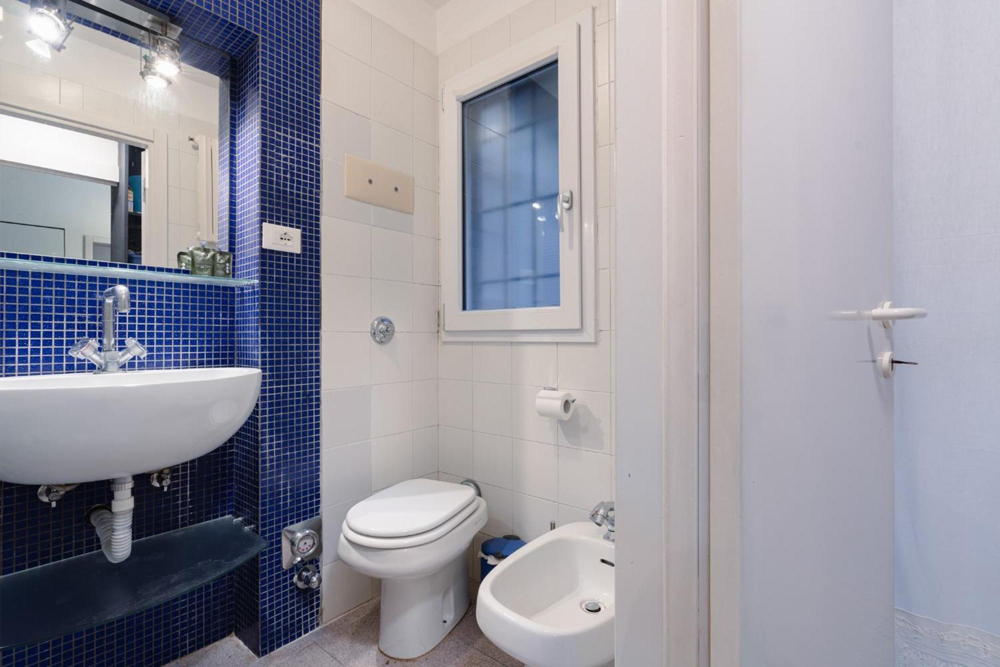 Apartamento Palazzo Rialto Antique Bolonia Exterior foto