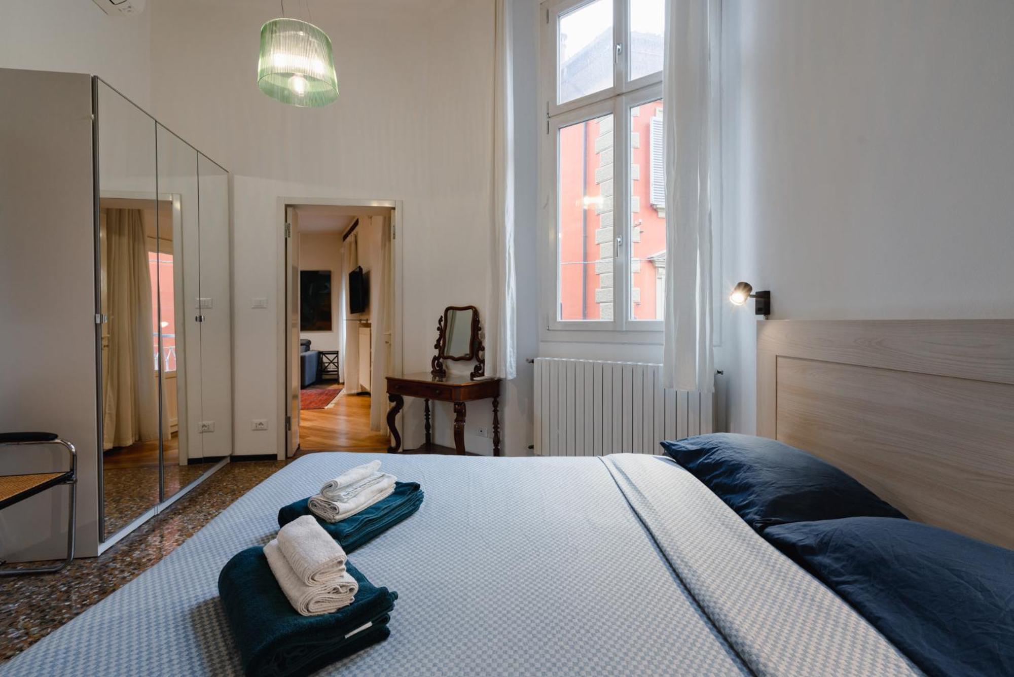 Apartamento Palazzo Rialto Antique Bolonia Exterior foto
